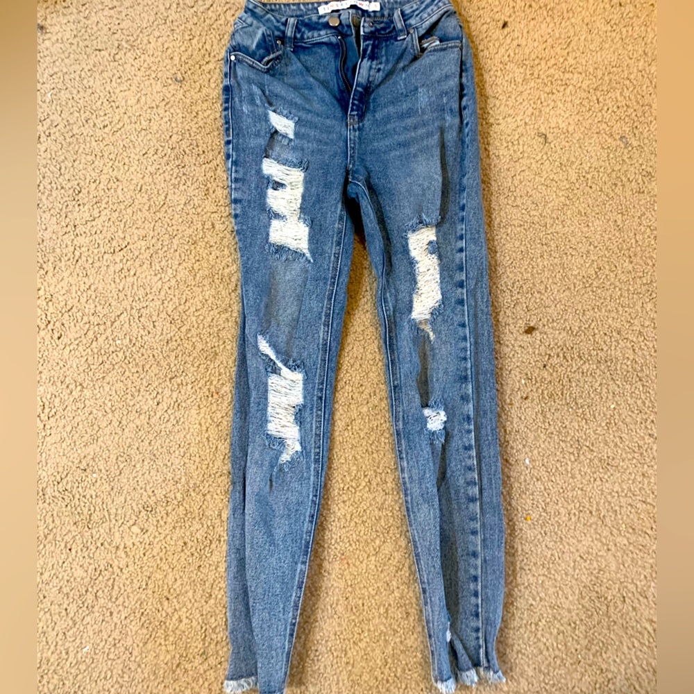 Disressed mom jeans